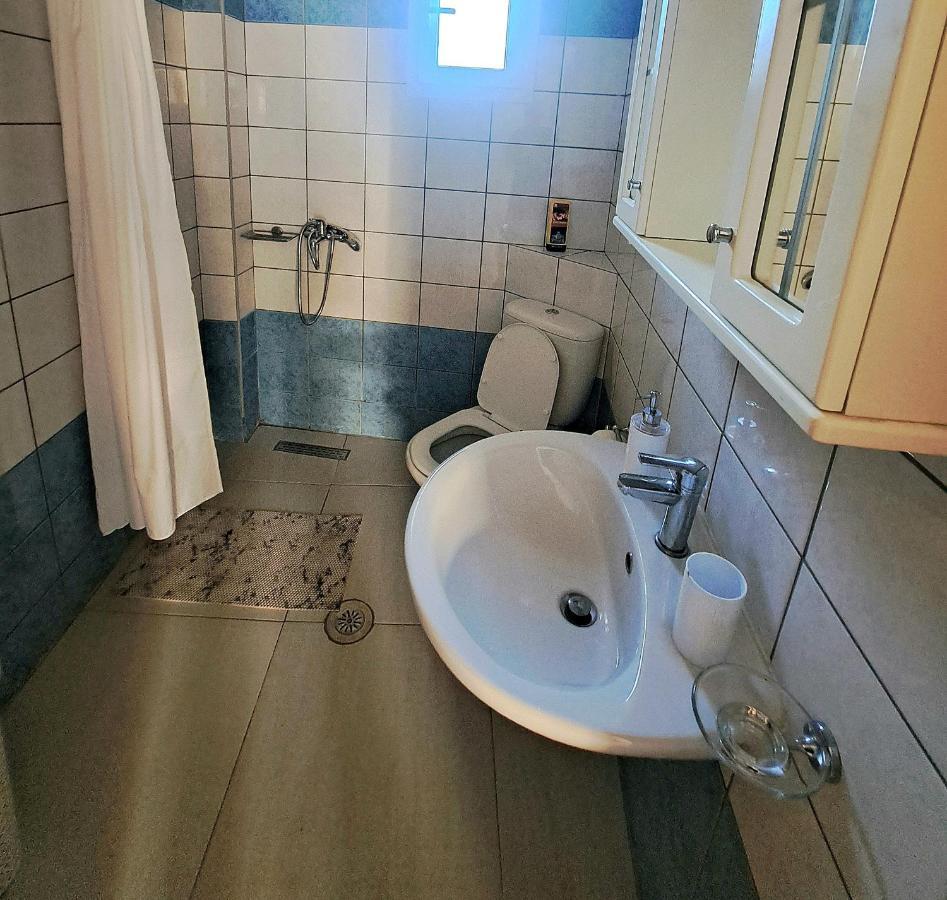 Oleoso Leilighet Igoumenítsa Eksteriør bilde